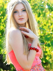Presenting Tinaa Pic 1