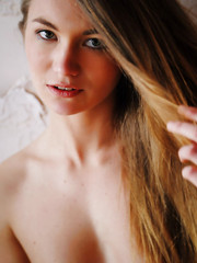 Eternal desire teen posing sexy Pic 3
