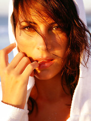 BEACH BEAUTY Pic 7