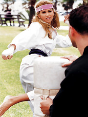 Playmate of August 2001 Jennifer Walcott Pic 6