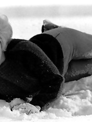 Vintage babe June Cochran Pic 6
