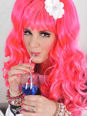 Candy Sweet fingering her pink pussy Pic 2