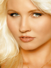 Sexy blonde playboy babe carrie minter Pic 1