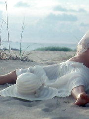 Sexy Pamela Bryant Pic 8