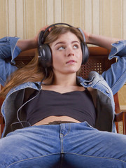 Lily stripping her clothes on the living room Pic 2