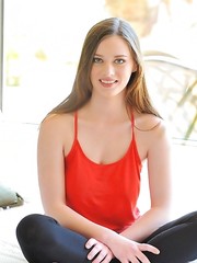 Natalie in flex stretch Pic 1