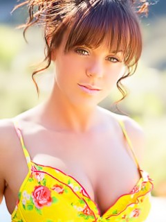 Hot And Sexy Brunette Rahyndee James Strips Bikini