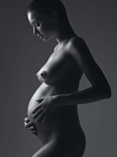 Pregnant Model Miranda Kerr Posing Naked