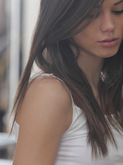 Sexy Caprice slips out of her white panties Pic 1