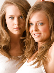 Playmate Xtra Jennifer and Natalie Campbell Pic 1