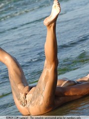 Nude at the beach Pic 8
