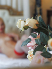 blonde shaved pussy Pic 1