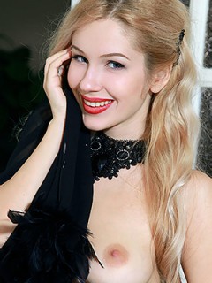 Genevieve Gandi In Martej