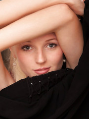 Leona Honey removes her sexy black dress Pic 5