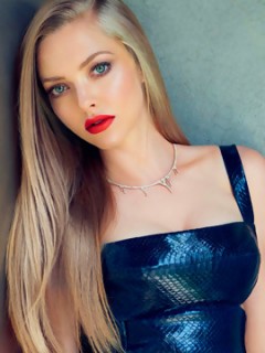 See The Worlds Sexiest Amanda Seyfried Pics