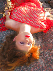 Sexy redhead Pic 4