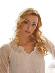 Presenting Victoria S Pic 1